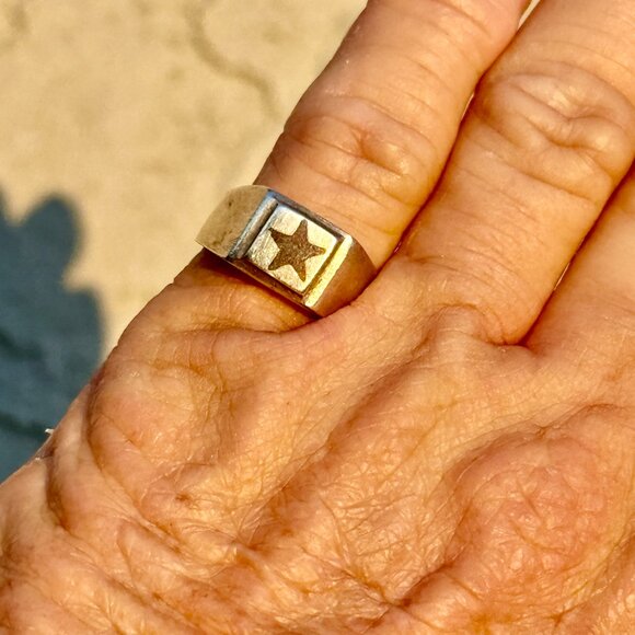 Vintage 900 Silver & Star Signet Ring Size 7 - Picture 6 of 7